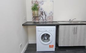 Cosy Studio 3 Mins Walk To Coventry Cathedral